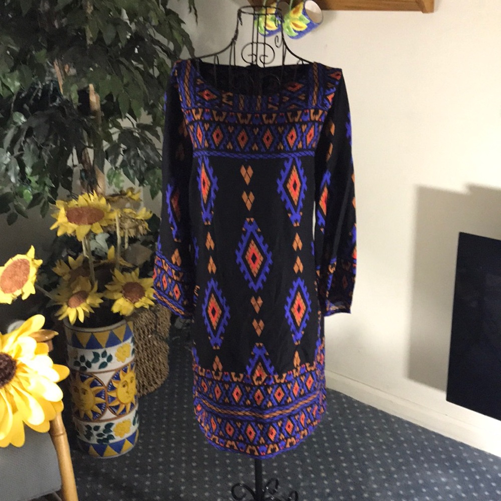 LUCKY AZTEC PRINT DRESS NWT.